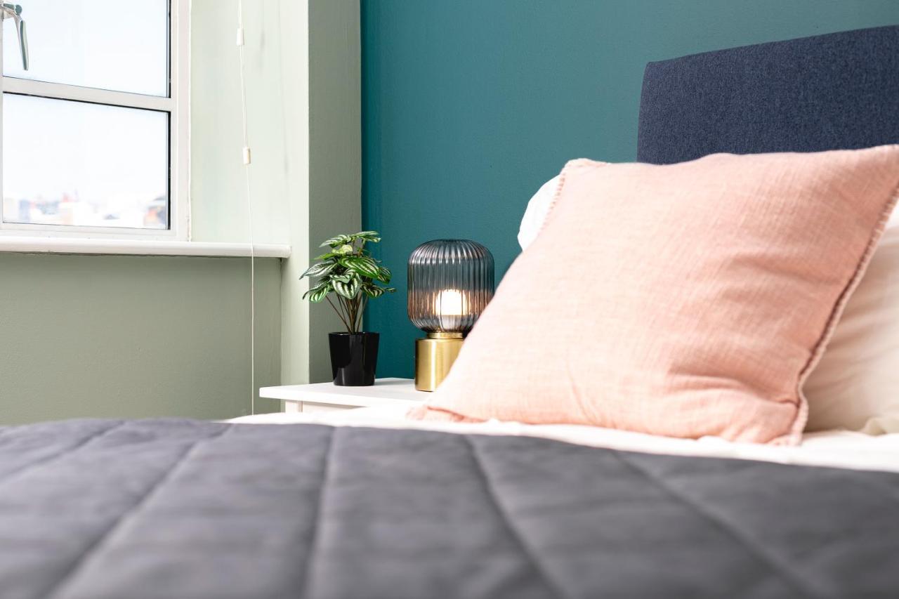 Lovely Brighton Apartments Moments Away From Royal Pavilion Экстерьер фото