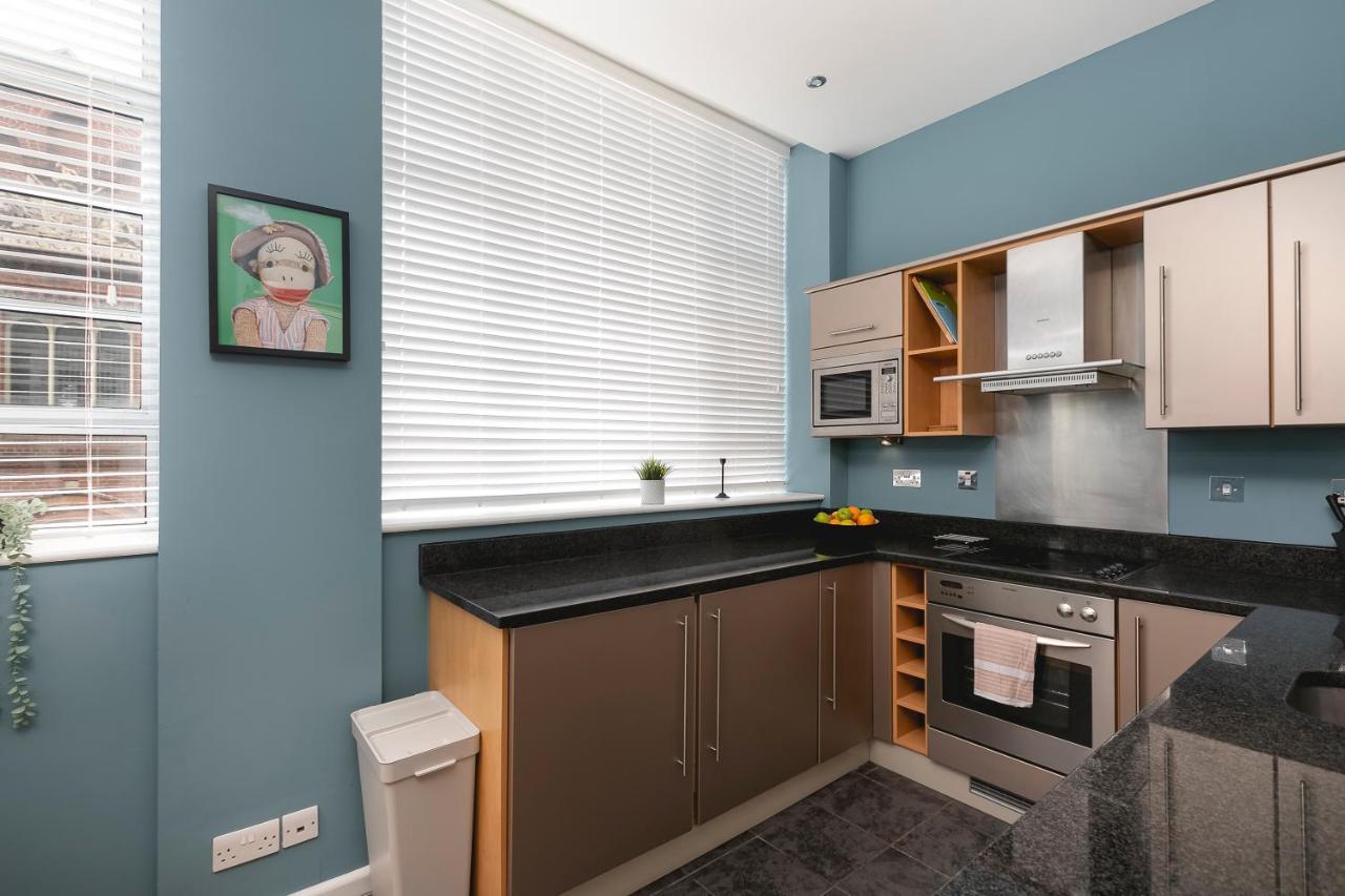 Lovely Brighton Apartments Moments Away From Royal Pavilion Экстерьер фото